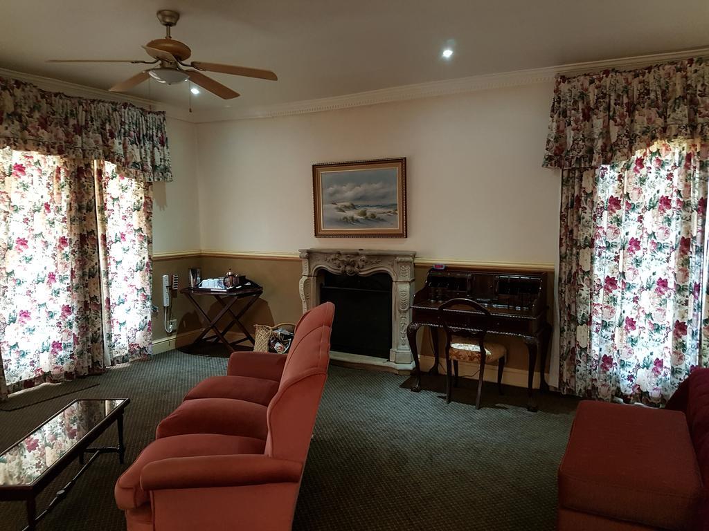 Sherwood'S Country House 트자넨 외부 사진